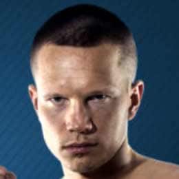Oskari Metz professional boxer headshot